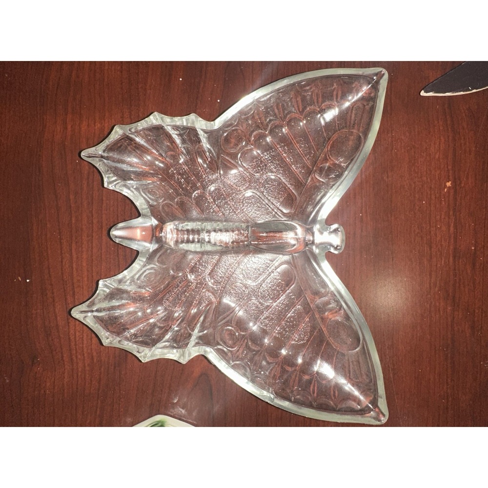 Vintage mid‎ century 60s pink glass butterfly trinket dishes plates